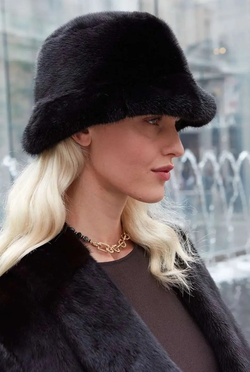 Black mink hat