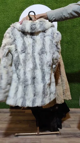 Premium Vintage Real Fur Coats 10 pcs