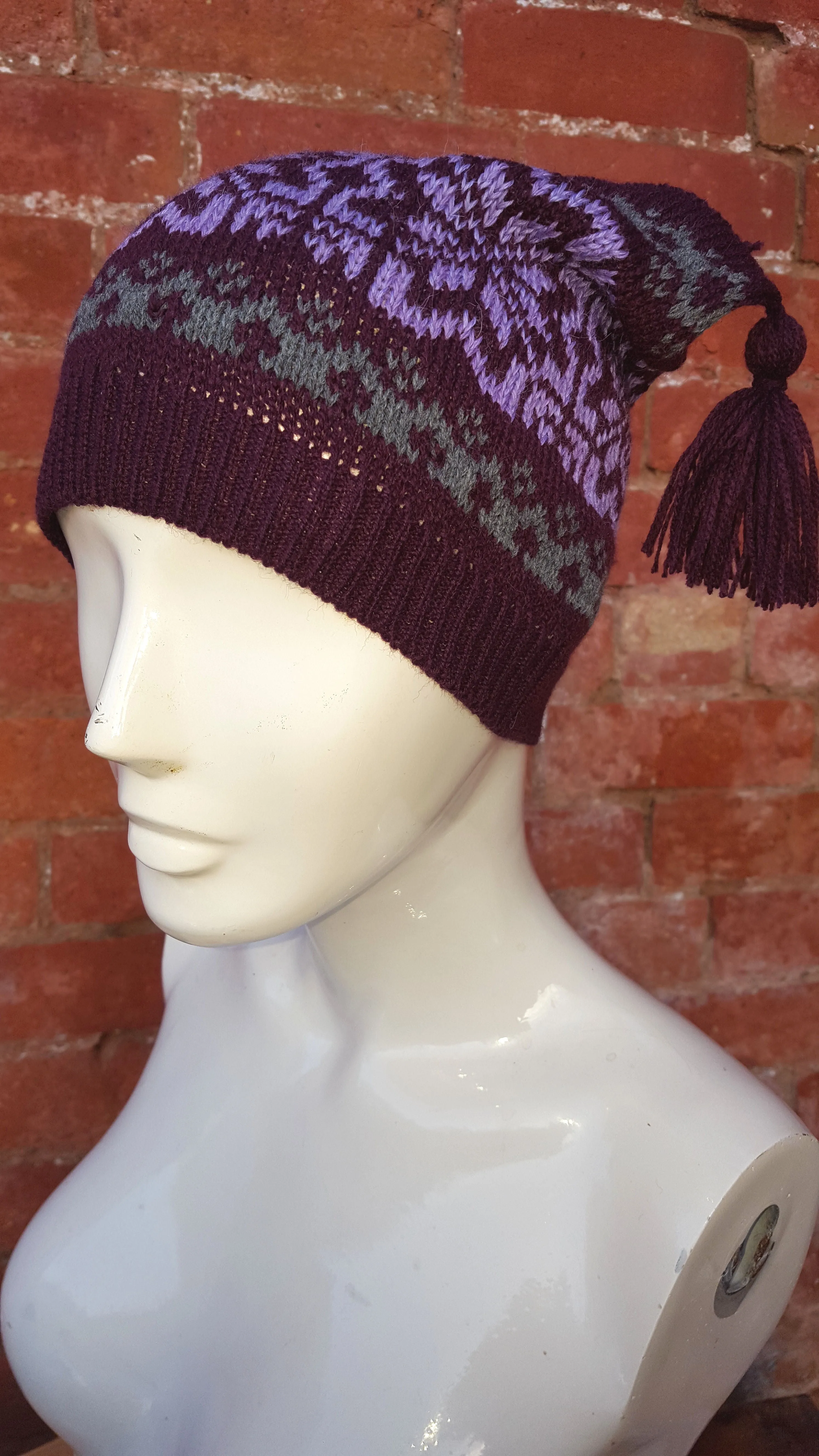 Ski hat, square shaped tassle hat, Plum coloured hat, unisex winter hat,